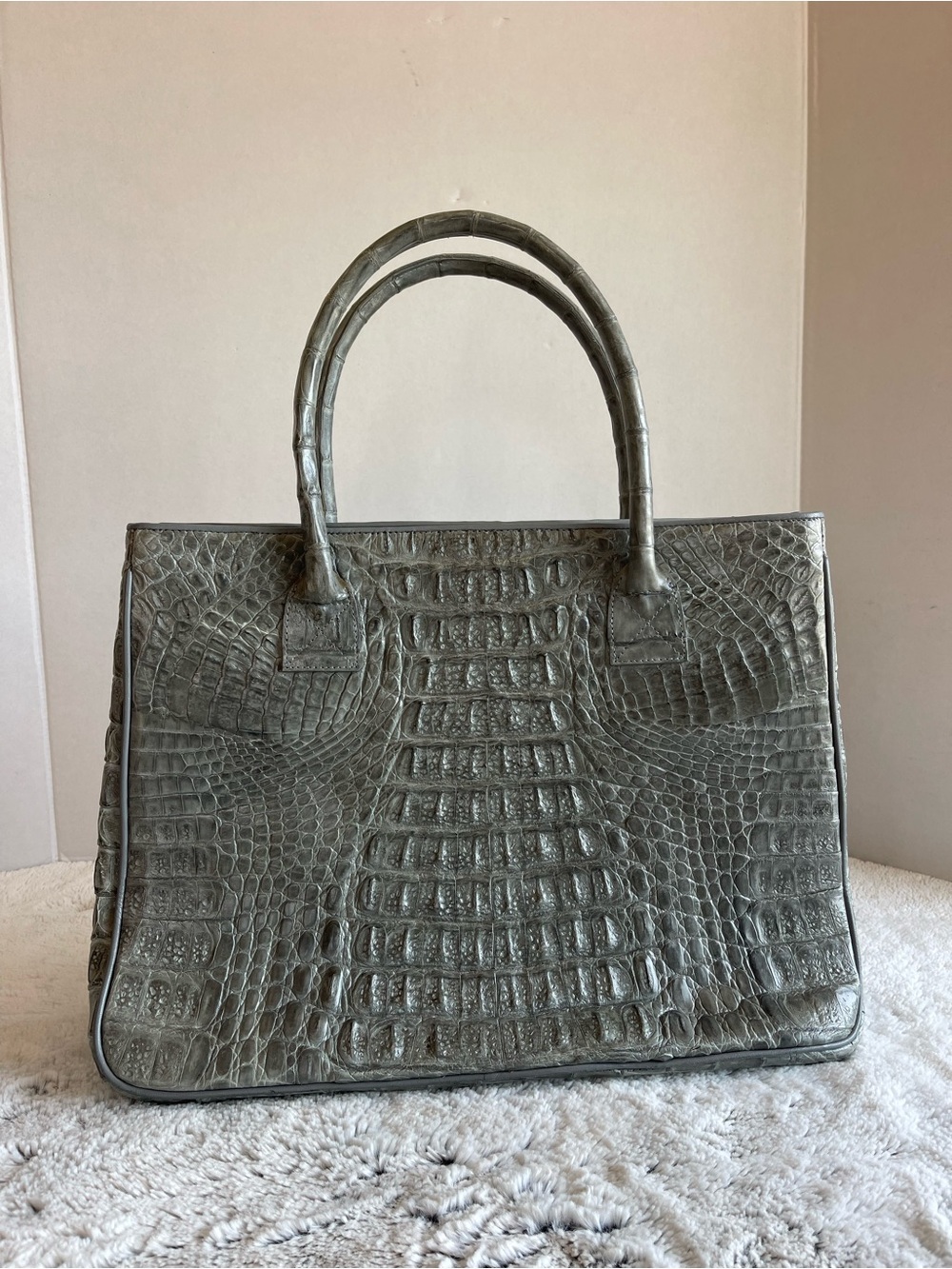 Croc-Embossed Structured Tote Bag in Gray